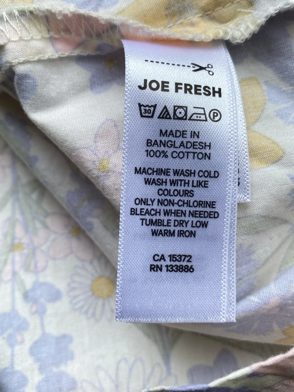 Joe Fresh 100% Cotton Pastel Floral Smocked Long-Sleeve Girl’s Dress Size 5T - Picture 7 of 7